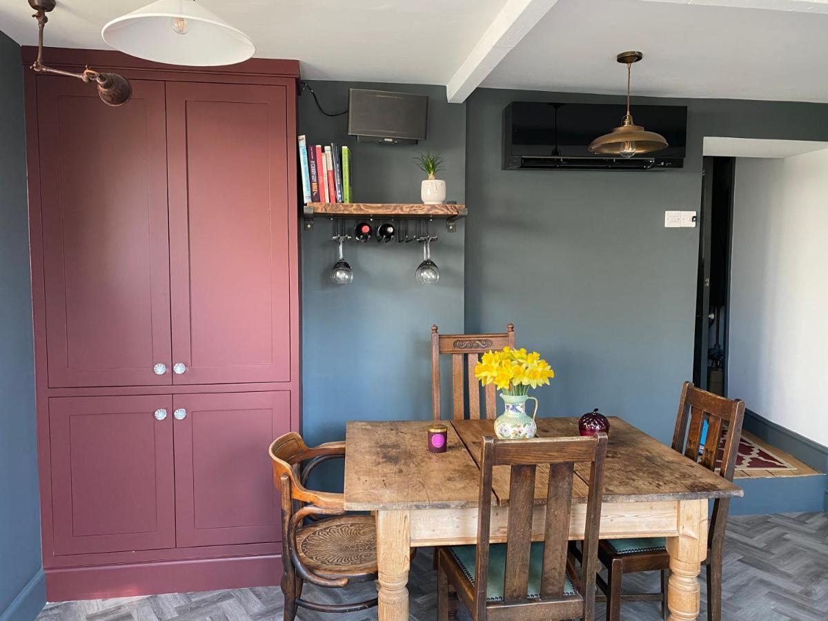 코커머스 Pillar House 빌라 외부 사진